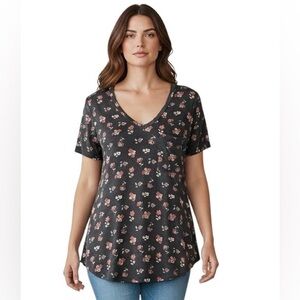 Au Fond Floral V-Neck Short Sleeve Top